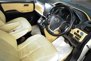 Минивэн Toyota Noah 2014 года, 1669000 рублей, Тюмень