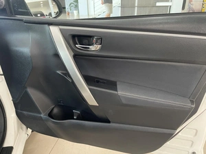 Седан Toyota Corolla 2013 года, 1187000 рублей, Солонцы