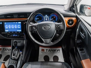 Хетчбэк Toyota Auris 2016 года, 1455000 рублей, Красноярск