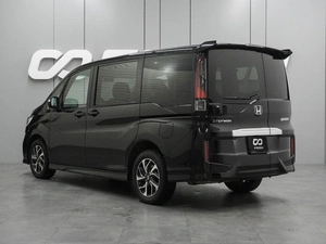 Минивэн Honda Stepwgn Spada 2017 года, 2148000 рублей, Воронеж