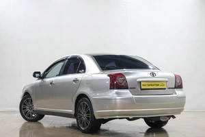 Седан Toyota Avensis 2006 года, 639000 рублей, Новокузнецк