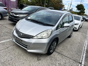 Хетчбэк Honda Fit 2012 года, 649000 рублей, Красноярск