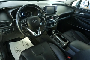 Внедорожник Hyundai Santa Fe 2018 года, 2689000 рублей, Омск