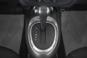 Внедорожник Nissan Juke 2013 года, 1049000 рублей, Кемерово