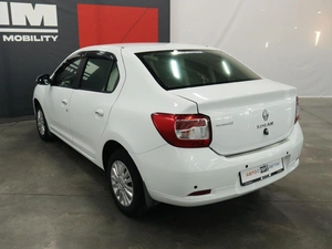 Седан Renault Logan 2017 года, 850000 рублей, Курск