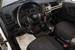 Хетчбэк Skoda Fabia 2010 года, 479000 рублей, Челябинск