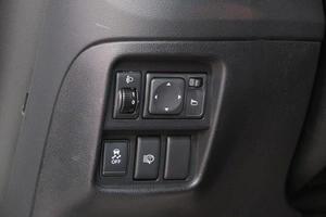 Внедорожник Nissan Juke 2011 года, 819000 рублей, Омск