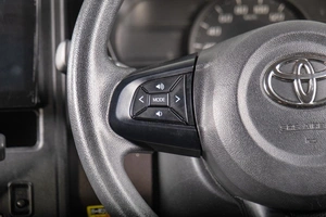 Минивэн Toyota Roomy 2018 года, 979000 рублей, Томск