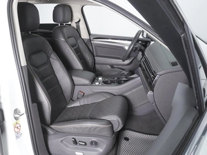 Внедорожник Volkswagen Touareg 2018 года, 4420000 рублей, Ростов-на-Дону