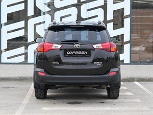 Внедорожник Toyota RAV4 2014 года, 1990000 рублей, Волгоград