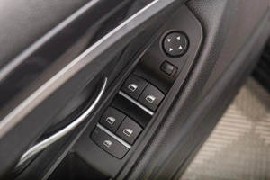 Седан BMW 5 серия 2011 года, 1899000 рублей, Томск