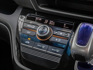 Минивэн Honda Freed+ 2017 года, 1440000 рублей, Краснодар