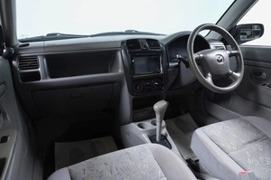 Хетчбэк Mazda Demio 2000 года, 279000 рублей, Новосибирск