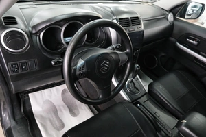 Внедорожник Suzuki Grand Vitara 2010 года, 1029000 рублей, Омск