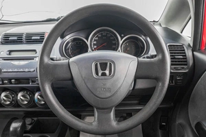 Хетчбэк Honda Fit 2001 года, 379000 рублей, Барнаул