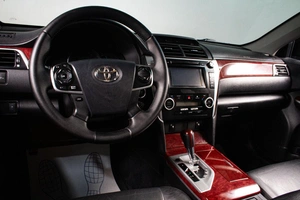 Седан Toyota Camry 2013 года, 1659000 рублей, Сургут