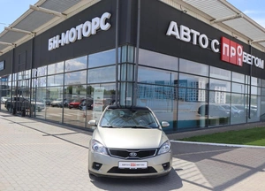 Купе Kia Ceed 2010 года, 710000 рублей, Мирное