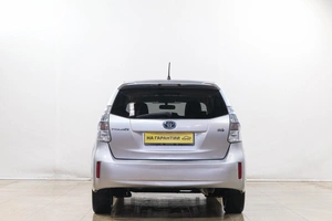 Универсал Toyota Prius Alpha 2012 года, 1149000 рублей, Новокузнецк