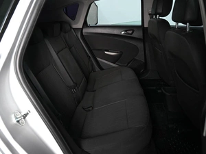 Хетчбэк Opel Astra 2011 года, 539000 рублей, Ростов-на-Дону