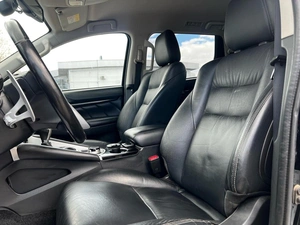 Внедорожник Mitsubishi Pajero Sport 2018 года, 3649000 рублей, Ижевск