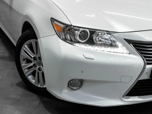 Седан Lexus ES 2013 года, 2230554 рублей, Тюмень