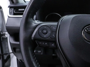 Внедорожник Toyota RAV4 2021 года, 3895000 рублей, Красноярск