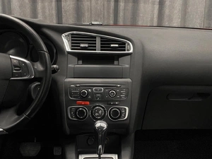 Хетчбэк Citroen C4 2011 года, 679000 рублей, Красноярск