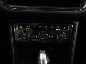 Внедорожник Volkswagen Tiguan 2018 года, 2827077 рублей, Москва