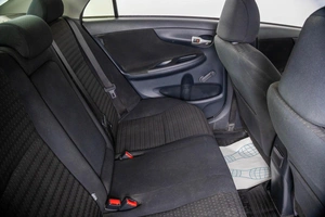 Седан Toyota Corolla 2013 года, 1049000 рублей, Пермь