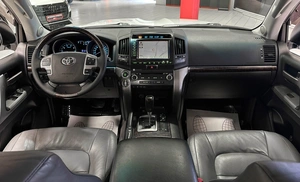 Внедорожник Toyota Land Cruiser 2010 года, 3400000 рублей, Красноярск