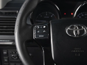 Внедорожник Toyota Land Cruiser Prado 2010 года, 2586000 рублей, Омск