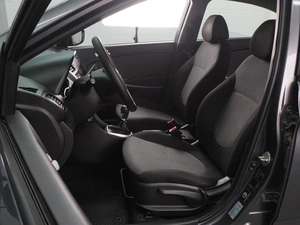 Седан Hyundai Solaris 2013 года, 869000 рублей, Воронеж