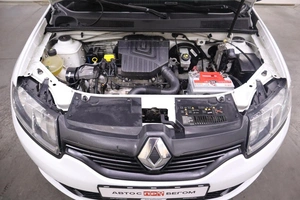 Хэтчбек Renault Sandero 2017 года, 760000 рублей, Брянск