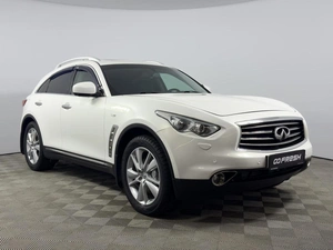 Внедорожник Infiniti QX70 2014 года, 1697200 рублей, Казань