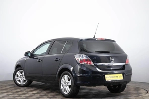 Хетчбэк Opel Astra 2012 года, 699000 рублей, Пермь