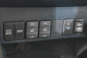 Внедорожник Toyota RAV4 2013 года, 1859000 рублей, Барнаул