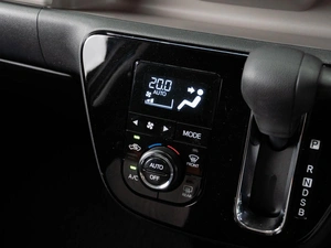 Хетчбэк Toyota Passo 2018 года, 1270000 рублей, Тюмень