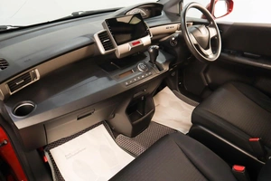 Минивэн Honda Freed 2011 года, 1229000 рублей, Челябинск