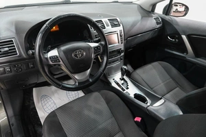 Седан Toyota Avensis 2012 года, 1529000 рублей, Новокузнецк