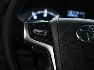 Внедорожник Toyota Land Cruiser 2016 года, 4949700 рублей, Москва