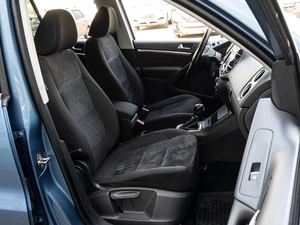 Внедорожник Volkswagen Tiguan 2011 года, 1280000 рублей, Краснодар