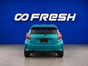Хетчбэк Toyota Aqua 2018 года, 1278055 рублей, Москва