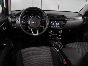 Седан Kia Rio 2018 года, 1334000 рублей, Воронеж