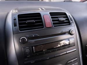 Хетчбэк Toyota Auris 2008 года, 749000 рублей, Саратов