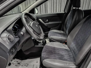Хетчбэк Renault Sandero 2015 года, 680000 рублей, Красноярск