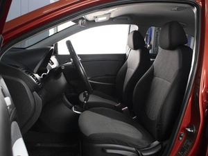 Седан Hyundai Solaris 2012 года, 680000 рублей, Омск