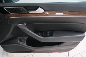 Седан Volkswagen Passat 2016 года, 1639000 рублей, Красноярск