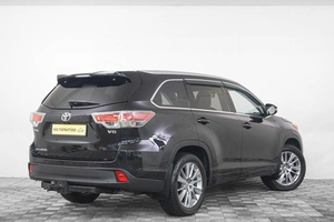 Внедорожник Toyota Highlander 2013 года, 2609000 рублей, Кемерово