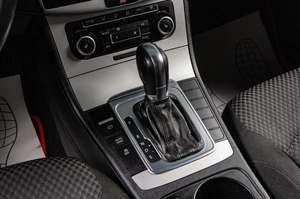 Седан Volkswagen Passat 2011 года, 939000 рублей, Сургут