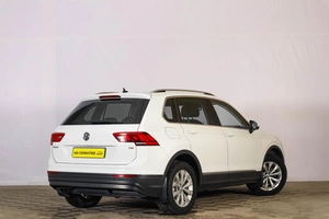 Внедорожник Volkswagen Tiguan 2017 года, 2119000 рублей, Тюмень